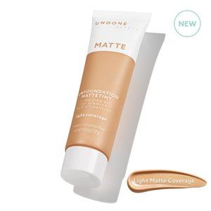Undone Foundation Glow Tint Light Coverage Latte Medium 1.13 oz 32 g Vegan